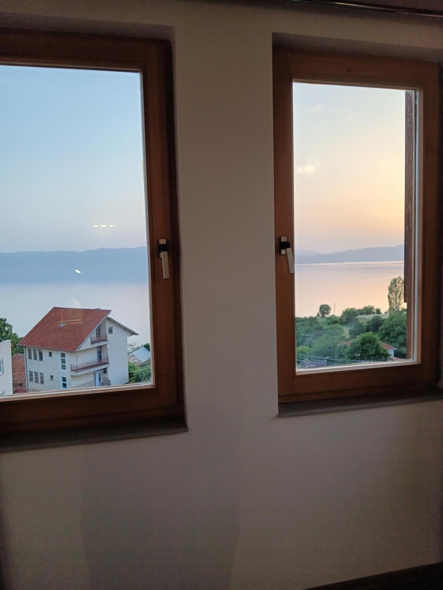 Risto'S Guest House Elshani Exteriér fotografie
